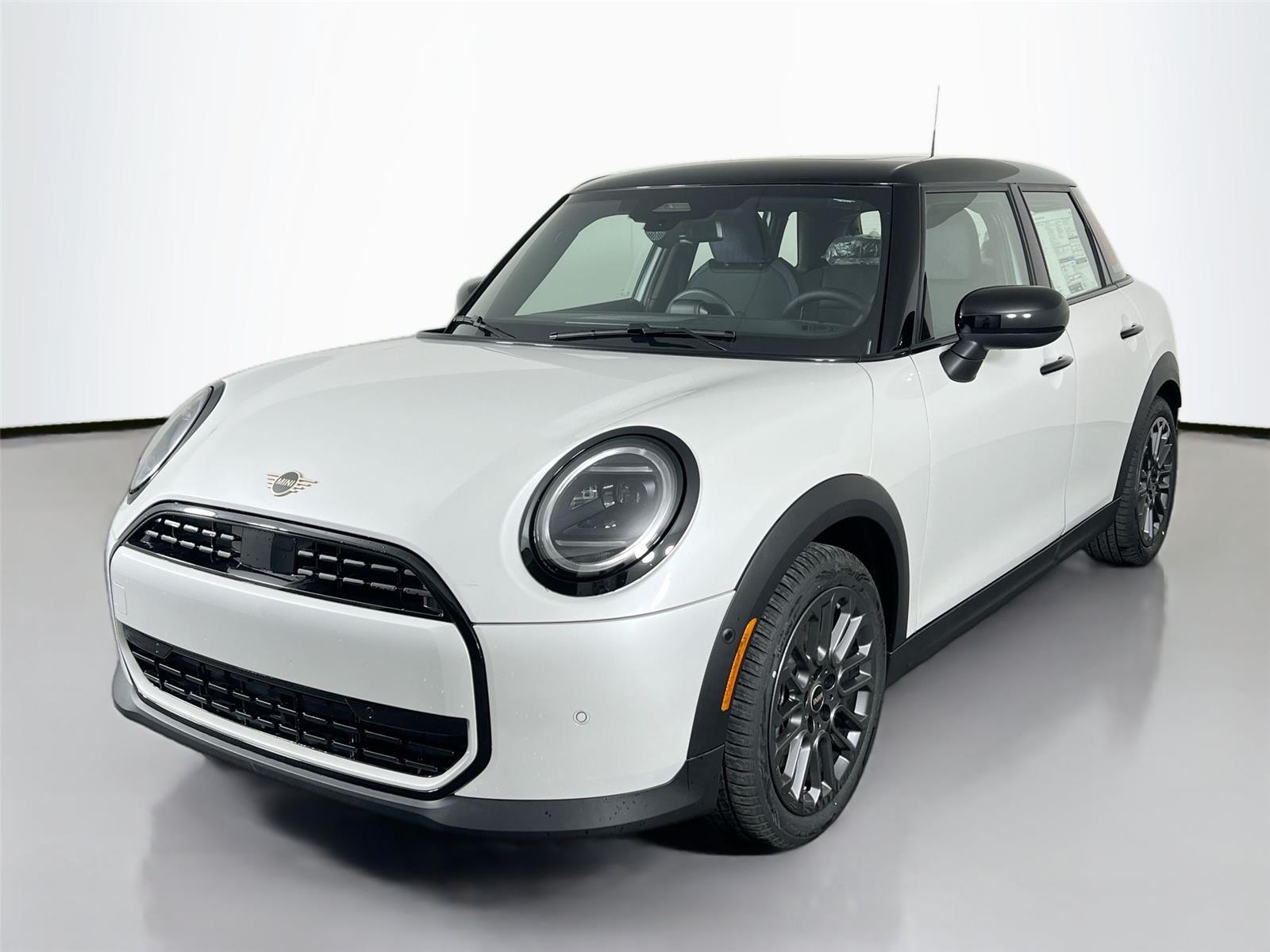 mini hardtop 4 door 2026 WMW43GD02T2Y26303 image mini hardtop 4 door 2026 WMW43GD02T2Y26303 image